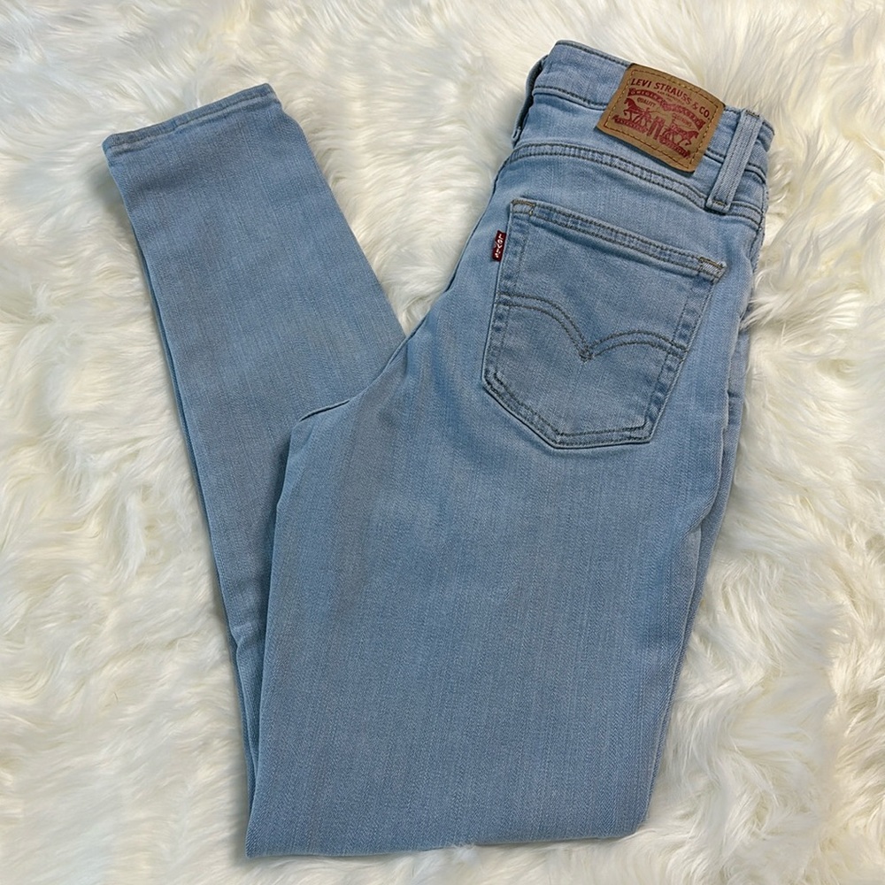 Levi’s 721 High Rise Skinny Jeans | Light Wash | Size 28